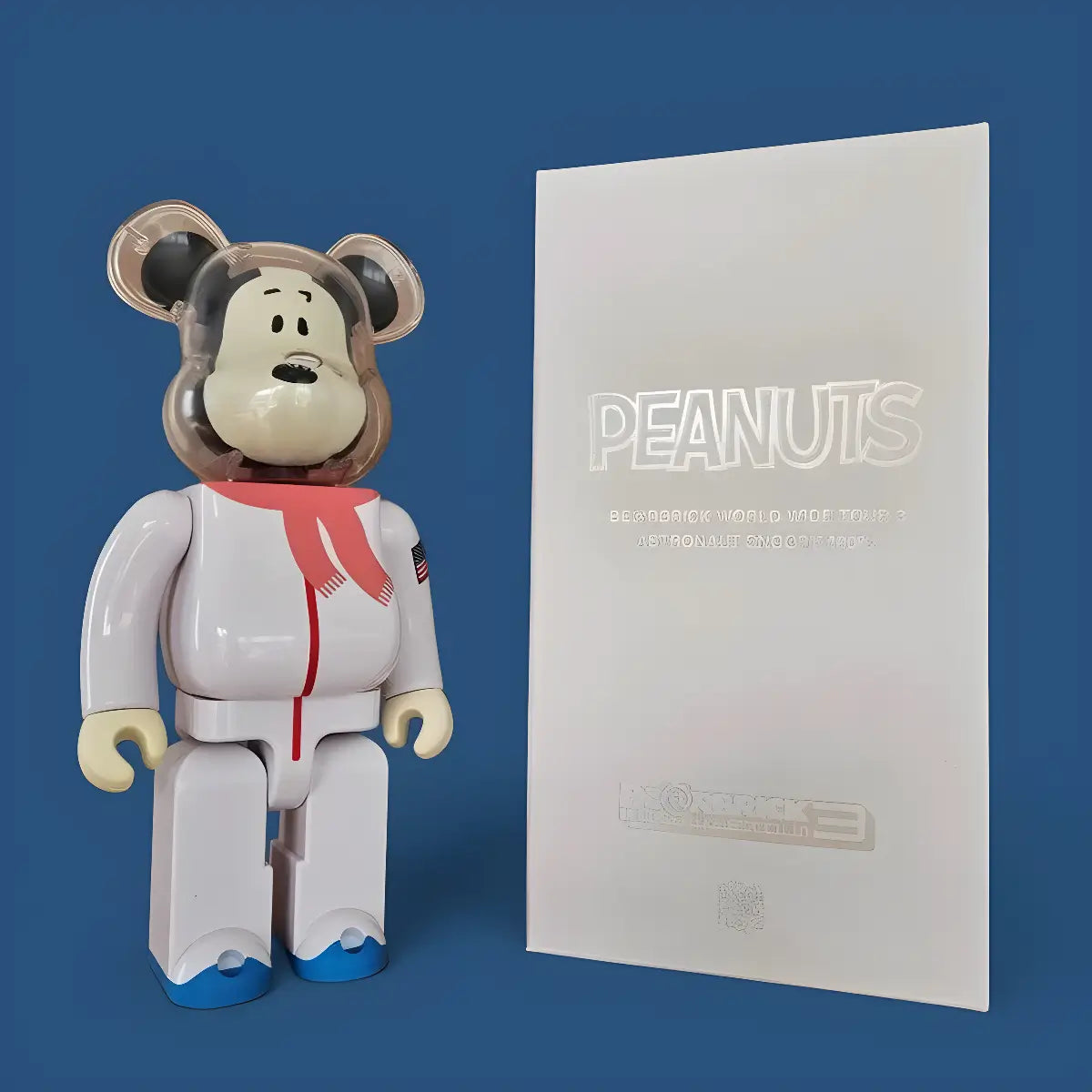 Bearbrick Astronaut Snoopy 400% mit Verpackung