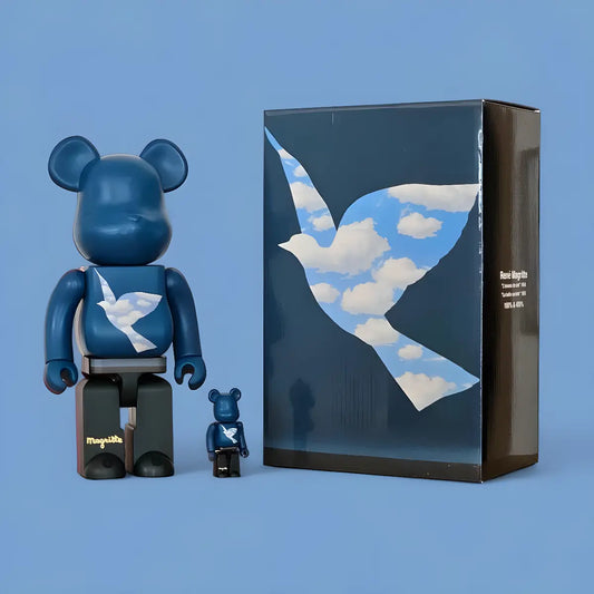 Bearbrick René Magritte 'L'Oiseau de Ciel 1966 La Belle Societé 1965' 100%+400% mit Verpackung