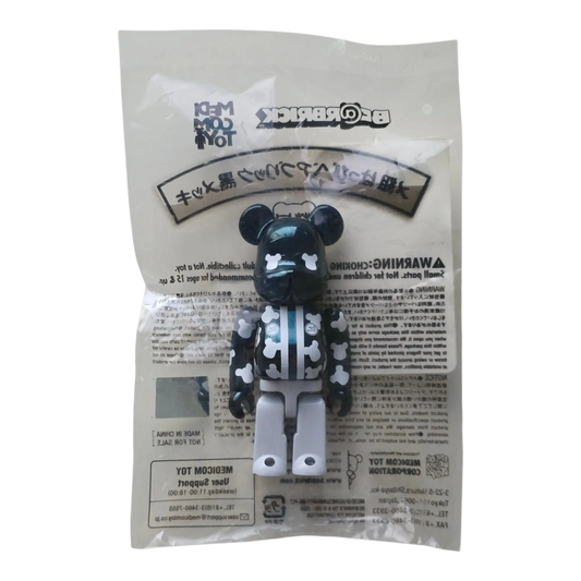 Bearbrick Me-gumi Happi Black Plated 100% in Folie