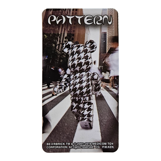 Bearbrick Series 36 Pattern "Houndstooth" 100% Begleitkarte