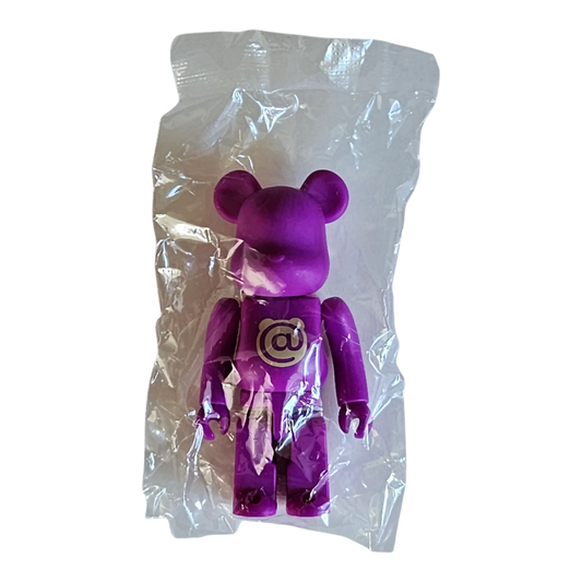 Bearbrick Series 50 Basic Letter 100% in Folie