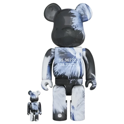 Bearbrick Benjamin Grant Overview Mount Fuji 100%+400% Herstellerbild 1