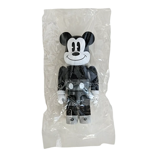 Bearbrick Chase Mickey Mouse & Friends - Mickey Mouse Black & White Version in Folie