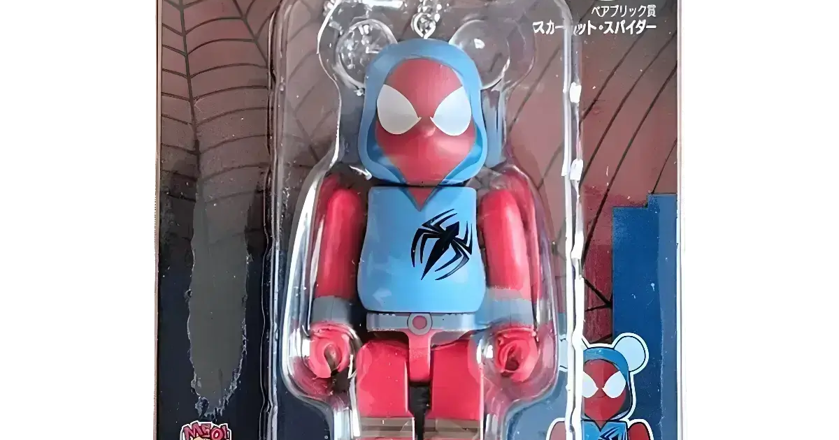 BE@RBRICK Spider-Man Scarlet Spider 100% | MyBearBrick.de