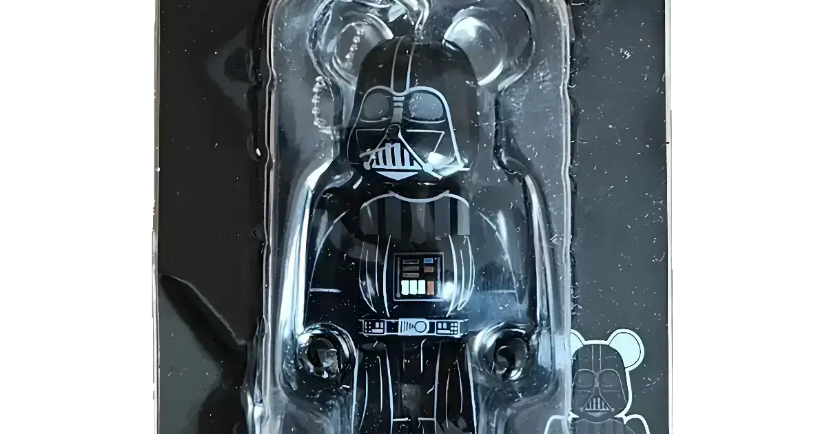 BE@RBRICK Star Wars Darth Vader 100% | MyBearBrick.de