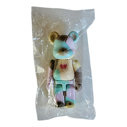 Bearbrick Series 50 Artist "amok" 100% in Folie