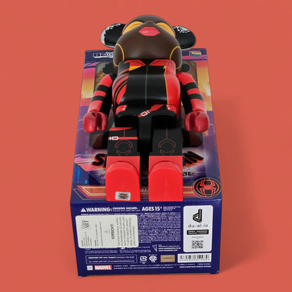 Bearbrick Spider-Woman [Spider-Man - Across the Spider-Verse] 400% Echtheitsmerkmale