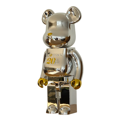 Bearbrick 20th Anniversary Model 1000% schräg