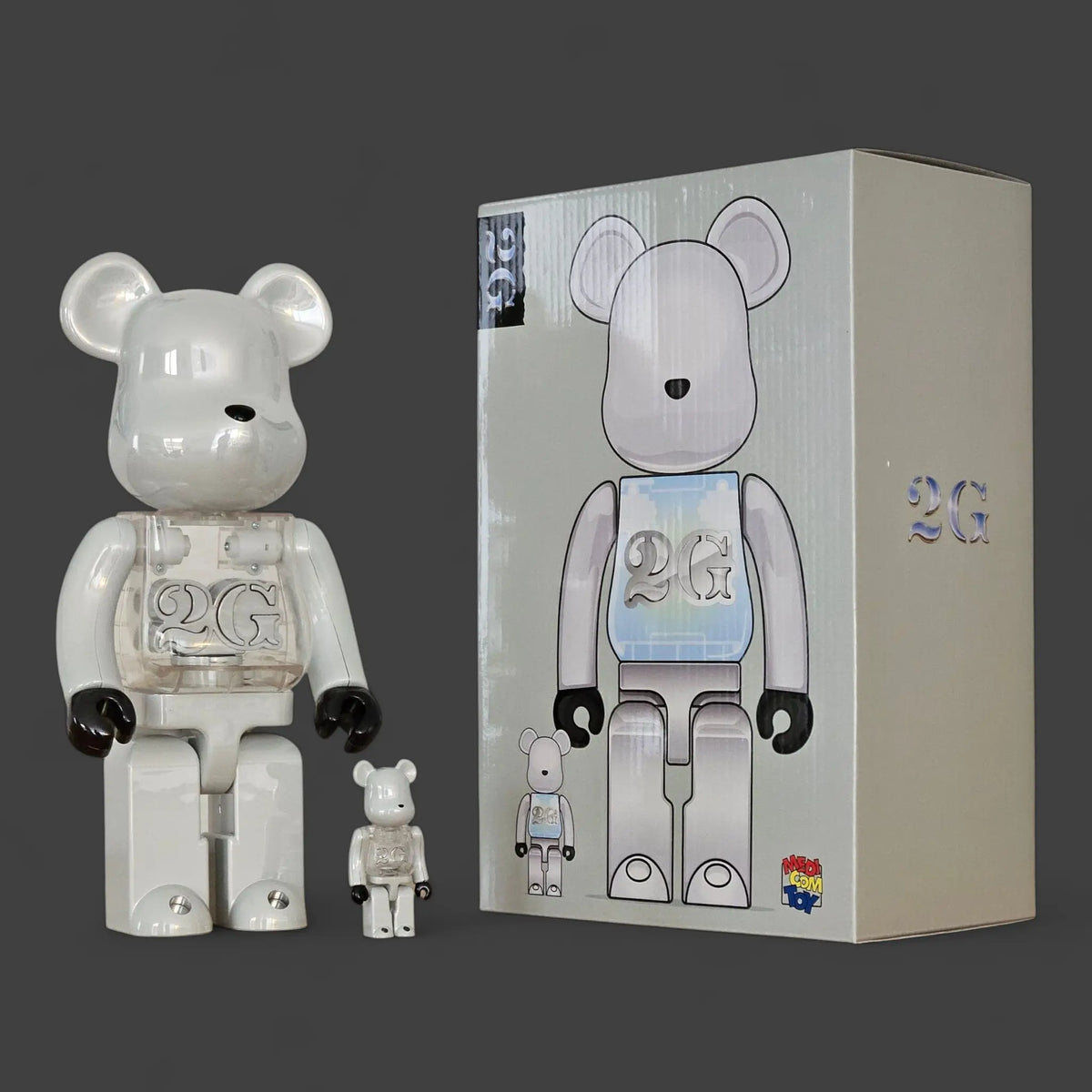 Bearbrick 2G White Chrome Version 100%+400% mit Verpackung
