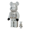 Bearbrick 2G White Chrome Version 100%+400% schräg