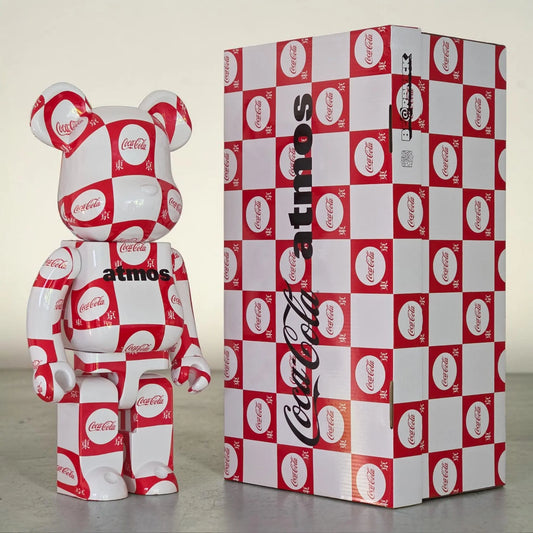 Bearbrick atmos × Coca-Cola Tokyo Version 1000% mit Verpackung