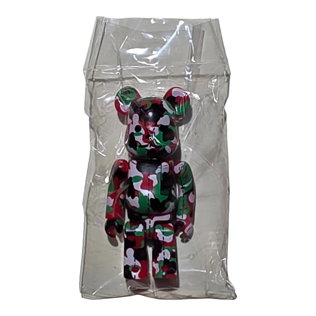 Bearbrick BAPE Camo 28th Anniversary #2 Green/Red/Black 100% in Folie