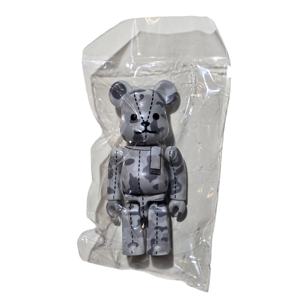 Bearbrick BAPE Camo 28th Anniversary #2 Grey 100% in Folie
