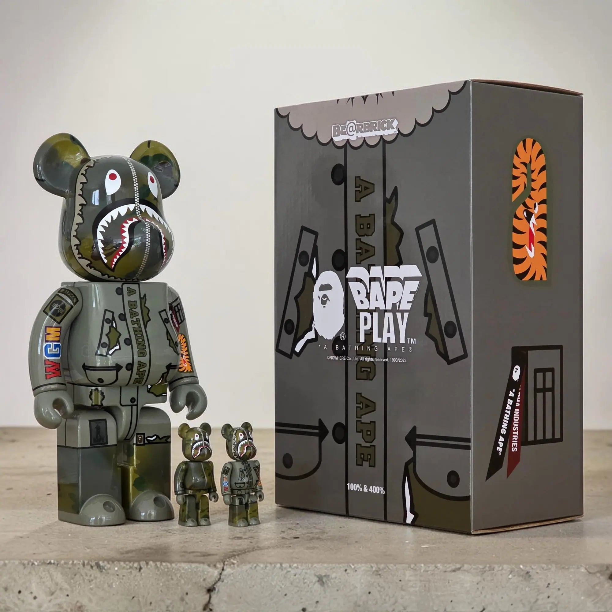 BE@RBRICK BAPE® CAMO SHARK 100％ & 400％ 【公式通販】