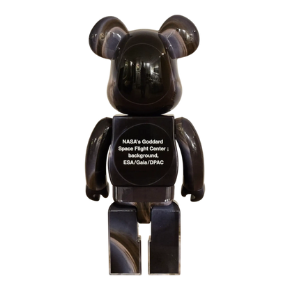 Bearbrick Black Hole Simulation by NASA 100%+400% Rückseite