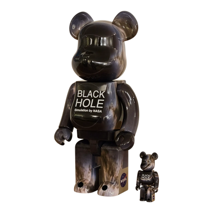 Bearbrick Black Hole Simulation by NASA 100%+400% schräg