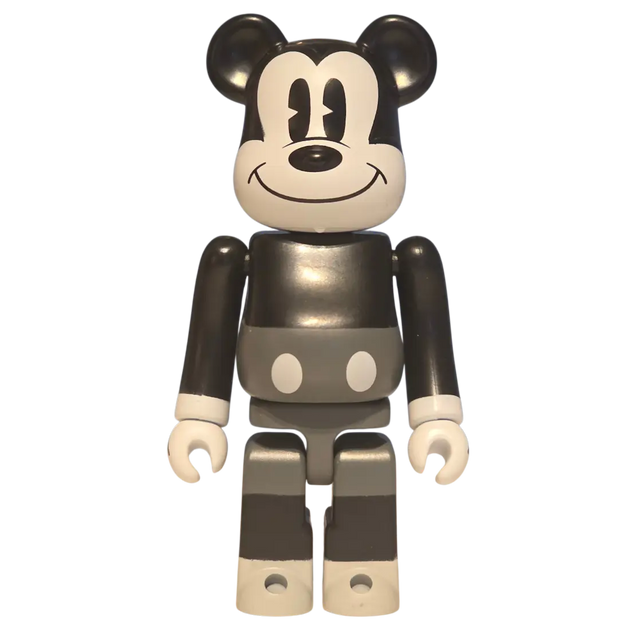 BE@RBRICK Chase – Mickey Mouse Black & White Version 100%