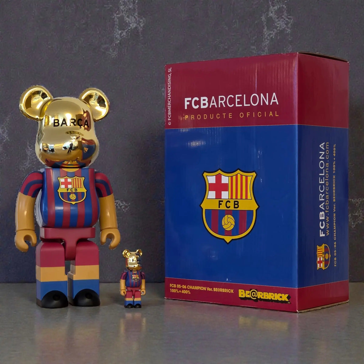 Bearbrick FC Barcelona 05-06 Champion Version 100%+400% mit Verpackung