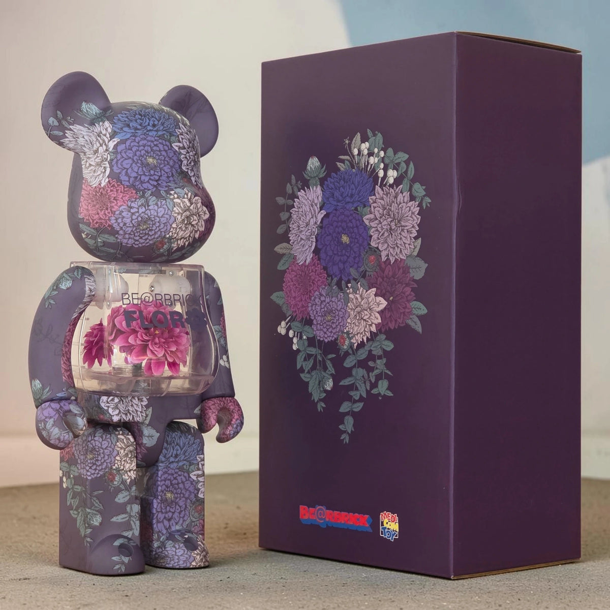 Bearbrick FLOR@ Dahlia 400% mit Verpackung