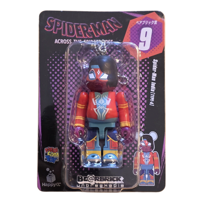 Bearbrick Happy Kuji "Spider-Man: Spider-Verse" 9: Spider-Man India [Type-A] 100% Verpackung Vorderseite