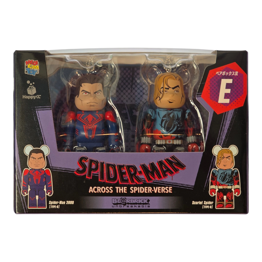 Bearbrick Happy Kuji "Spider-Man: Spider-Verse" E: Spider-Man 2099 [Type-B] & Scarlet Spider [Type-B] 100% Verpackung Vorderseite