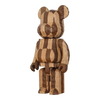 Bearbrick Karimoku fragmentdesign Carved Wooden Longitudinal Chess 400% schräg