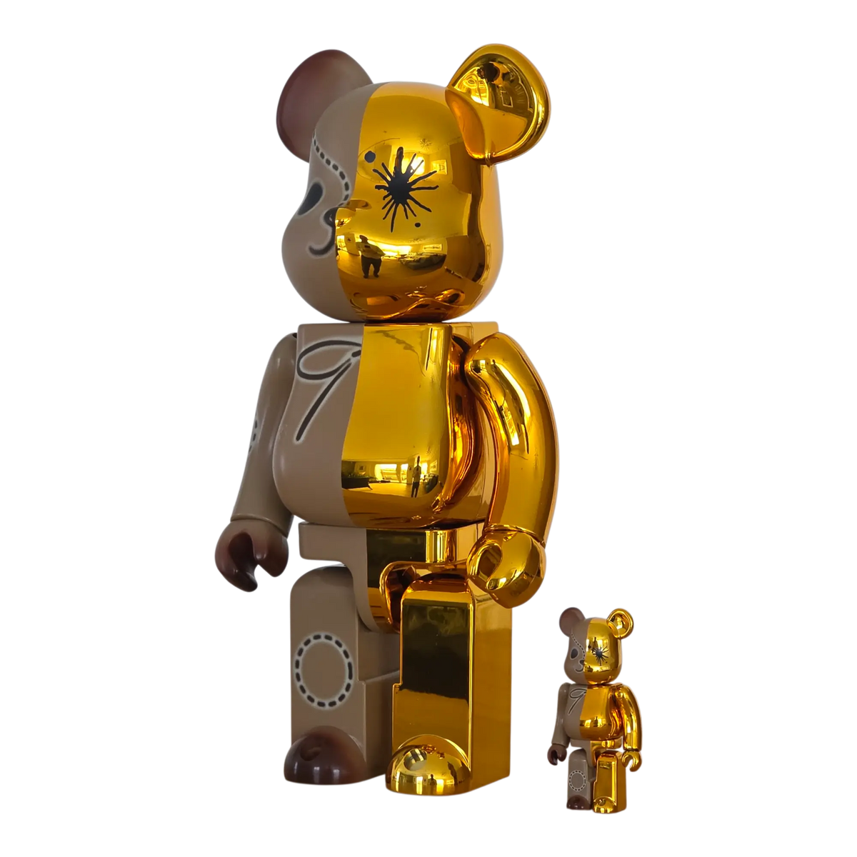 Bearbrick Maison MIHARA YASUHIRO Gold/Brown 100%+400% schräg