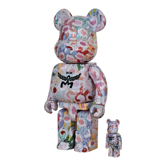 Bearbrick MCM × Ken Yashiki 100%+400% schräg