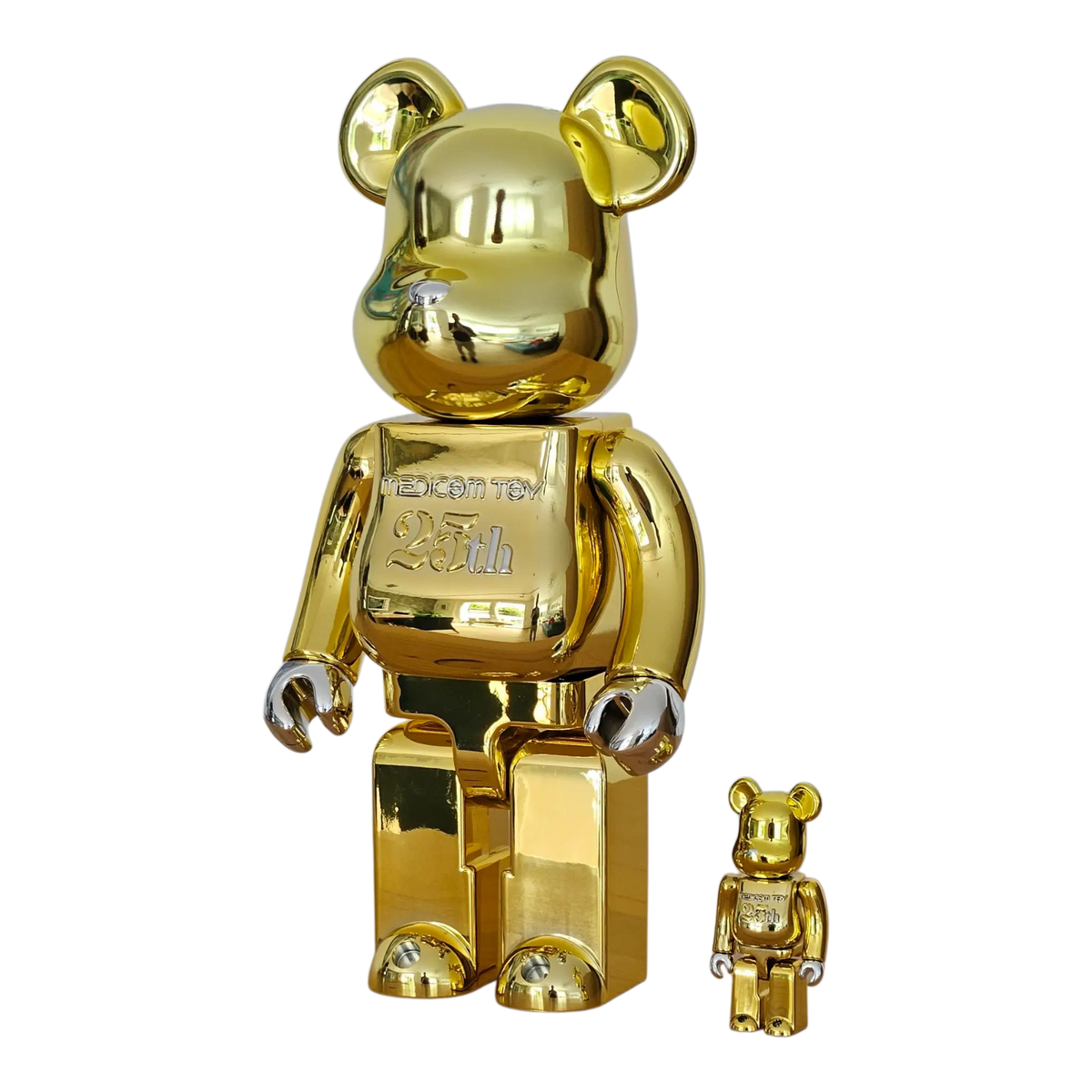 Bearbrick Medicom Toy 25th Anniversary Model Gold Chrome 100%+400% schräg