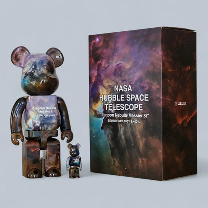 Bearbrick NASA Hubble Space Telescope "Lagoon Nebula (Messier 8)" 100%+400% mit Verpackung