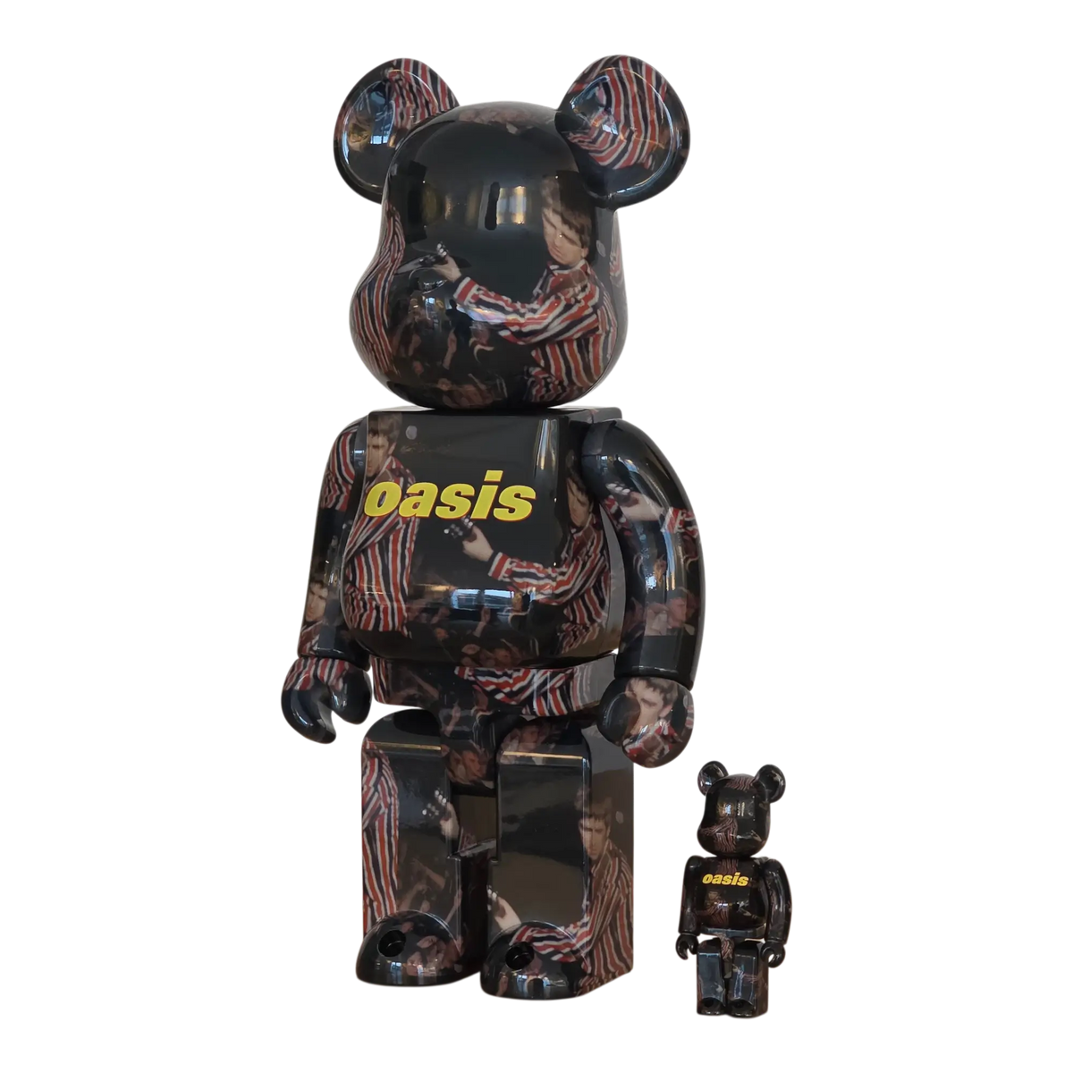 Bearbrick Oasis Knebworth 1996 Noel Gallagher 100%+400% schräg