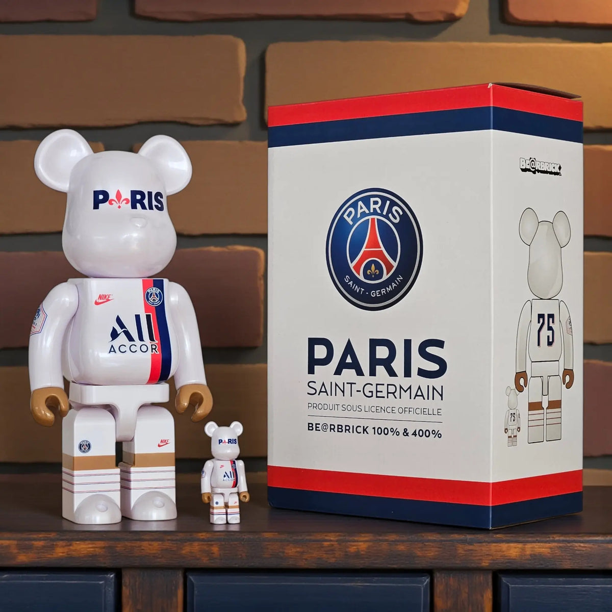 BE@RBRICK Paris Saint-Germain 100%+400% | MyBearBrick.de BE@RBRICK Paris Saint-Germain 100%+400% | MyBearBrick.de