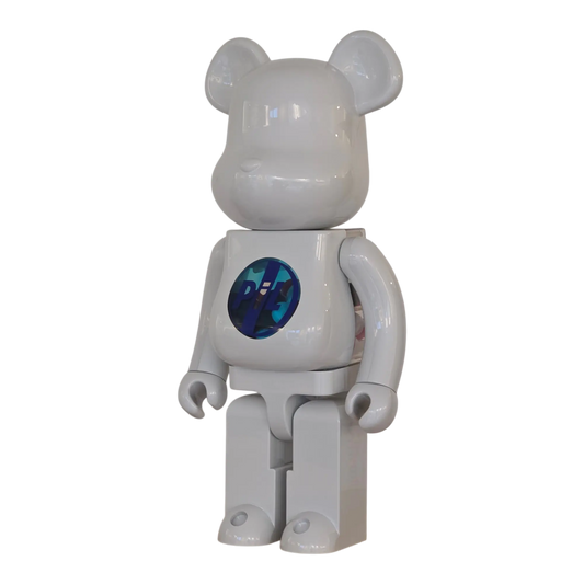 Bearbrick PiL Chrome Version 1000% schräg
