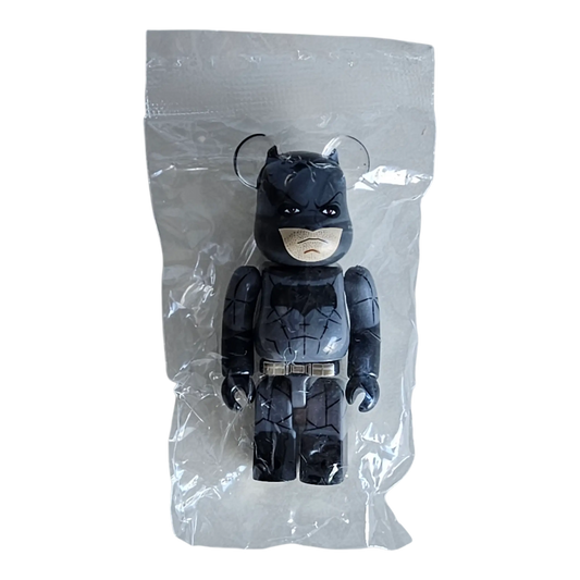 Bearbrick Series 31 Hero "Batman" [Batman v Superman: Dawn of Justice] 100% in Folie