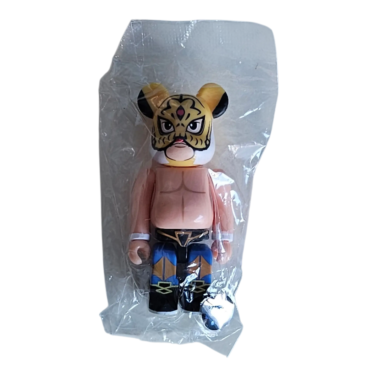 Bearbrick Series 34 Artist "Shodai Tiger Mask" 100% in Folie