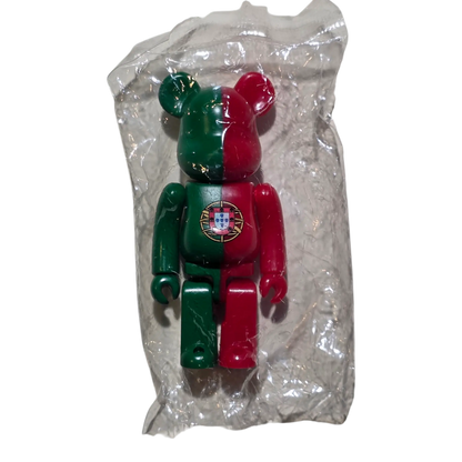 Bearbrick Series 34 Flag "Portugal" 100% in Folie