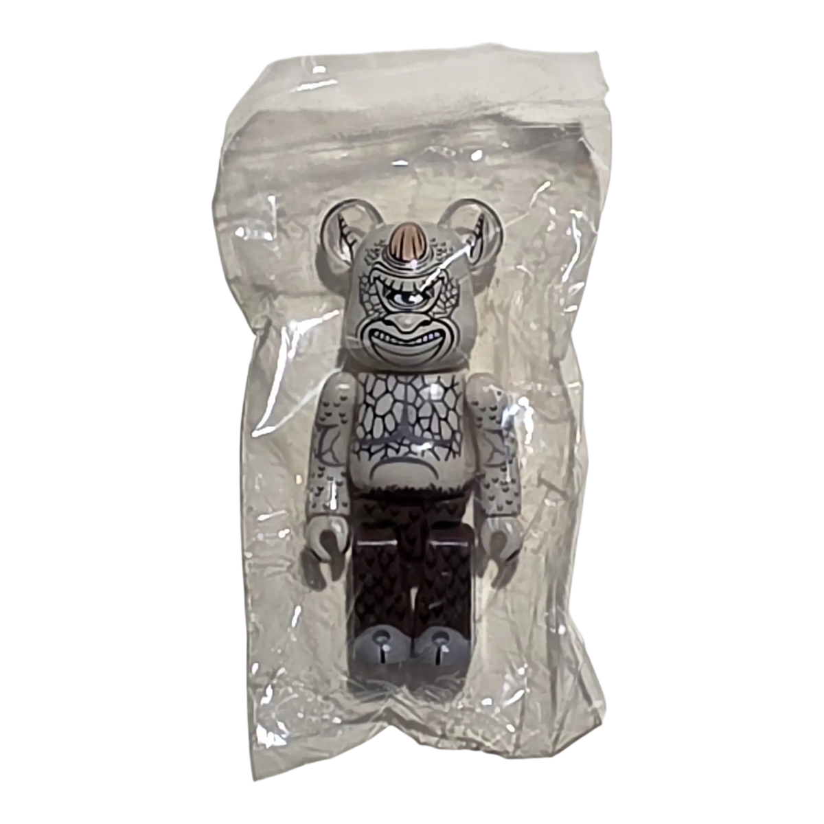 Bearbrick Series 37 SF "Cyclops" [The 7th Voyage of Sindbad] 100% in Folie