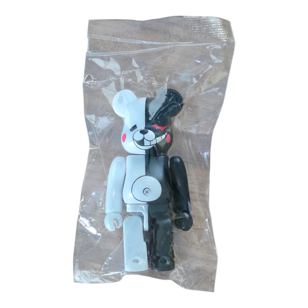 Bearbrick Series 41 "Monokuma" [Danganronpa] 100% SECRET in Folie