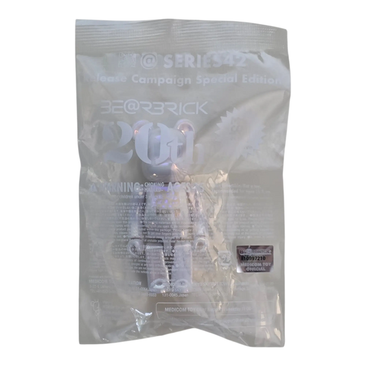 Bearbrick Series 42 Release Campaign Special Edition "Medicom Toy" 100% in Folie