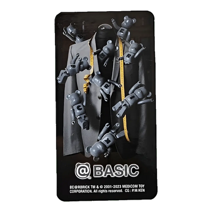 Bearbrick Series 46 Basic Letter 100% Begleitkarte