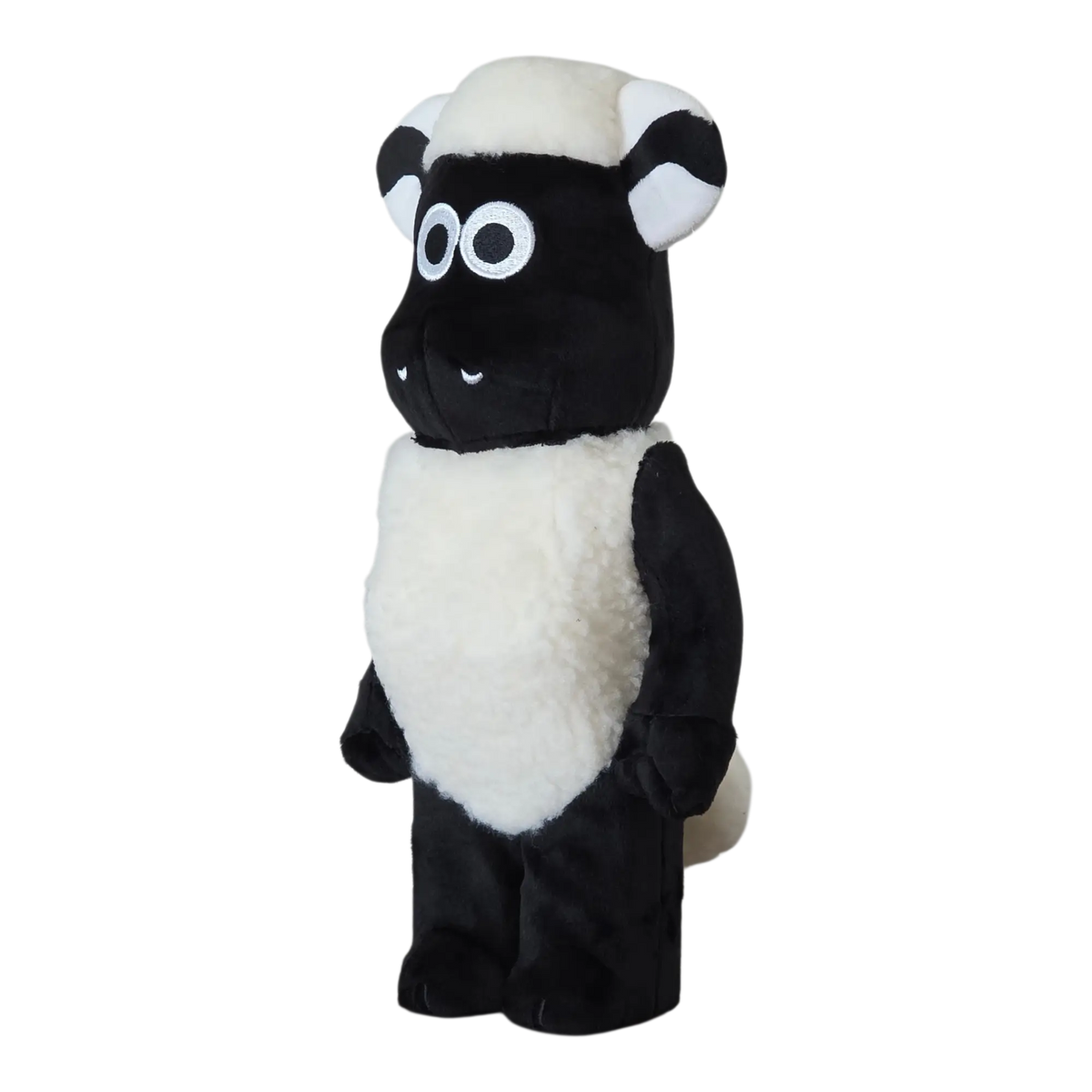 Bearbrick Shaun Costume Version [Shaun the Sheep] 400% schräg