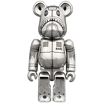 Bearbrick Sorayama × BAPE® Camo Shark Silver 100%+400% Herstellerbild 1