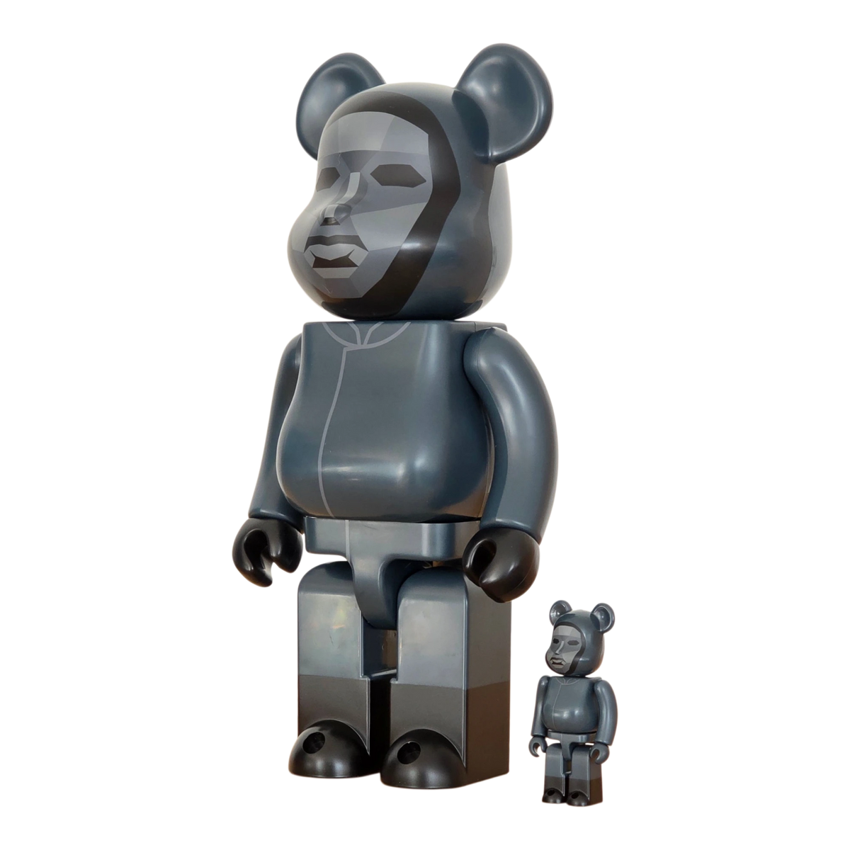 Bearbrick Squid Game Frontman 100%+400% schräg