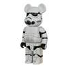 Bearbrick Stormtrooper Chrome Version 400% schräg