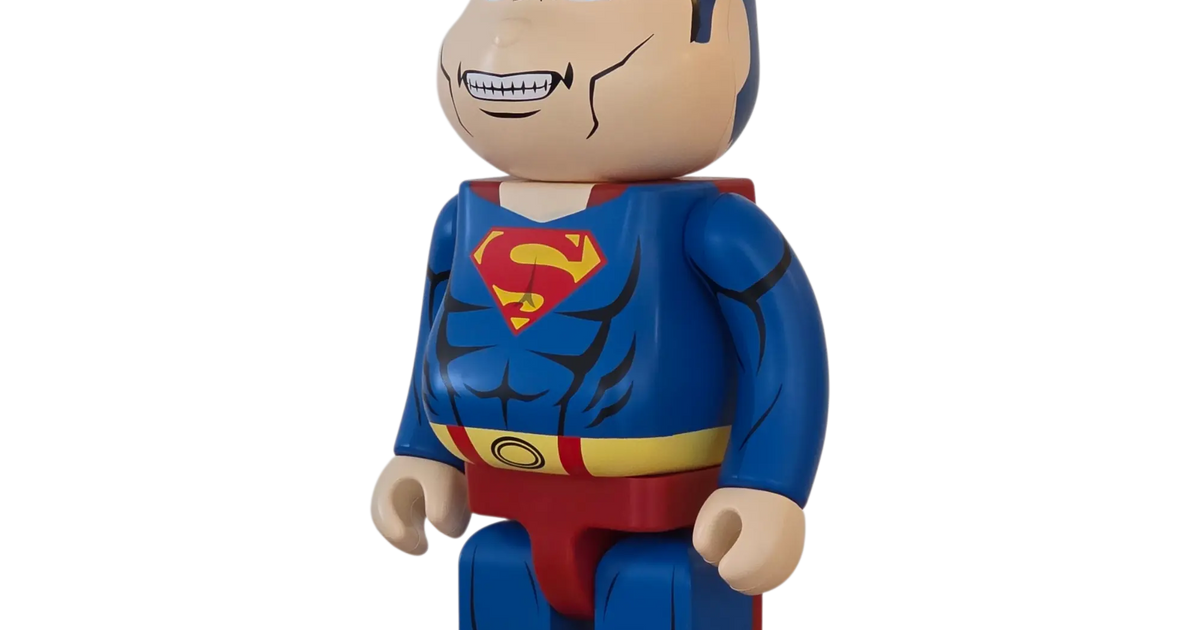 BE@RBRICK Superman [Batman: Hush Version] 400% | MyBearBrick.de