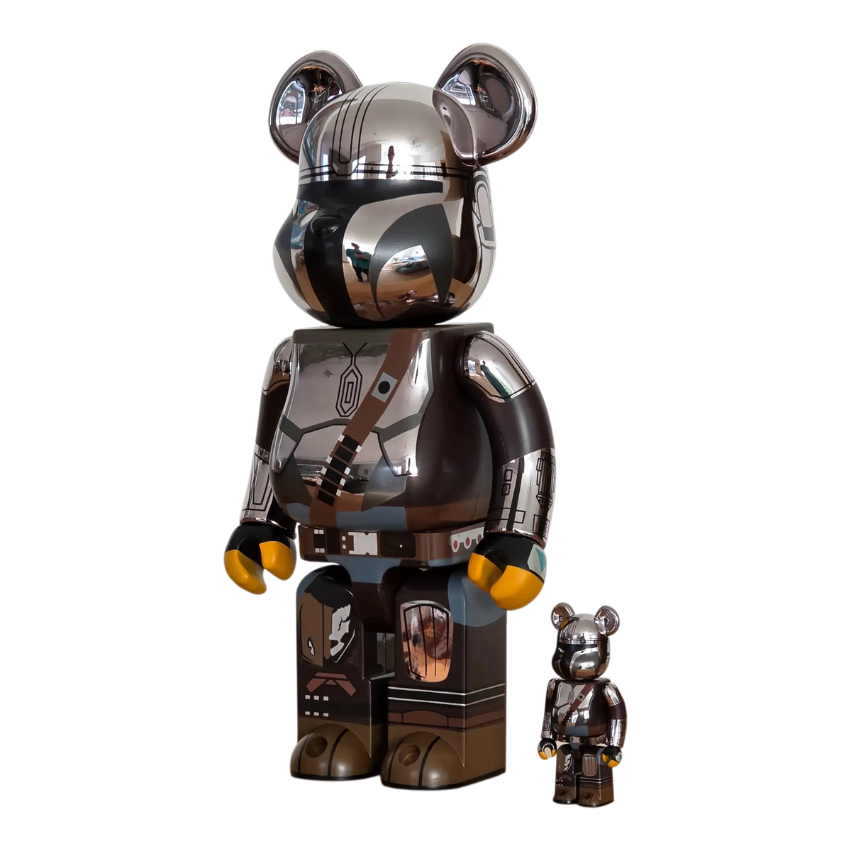 Bearbrick The Mandalorian Chrome Version 100%+400% schräg